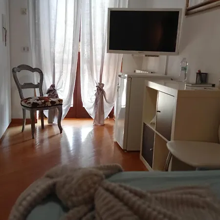 Lo Sciuro Bed & Breakfast Busto Arsizio Exterior photo